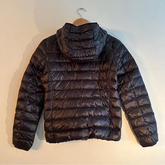 Uniqlo Ultra Light Down Parka in 09 Black - Picture 4 of 5